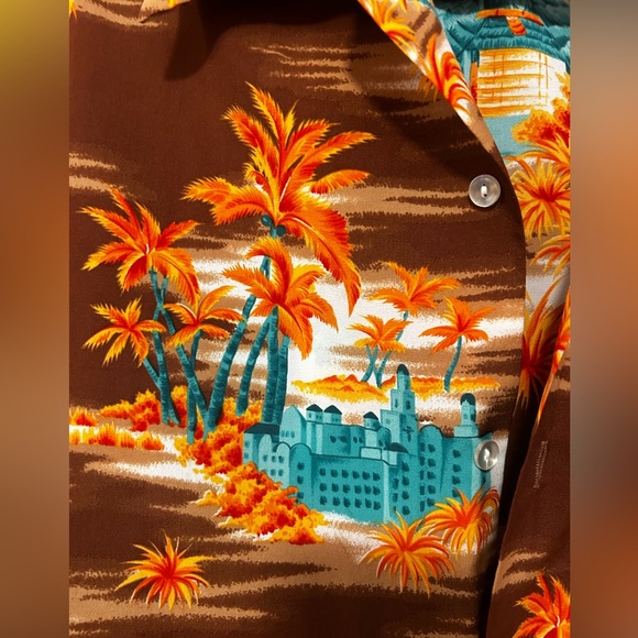 Vintage Hawaiin shirt - Picture 4 of 5